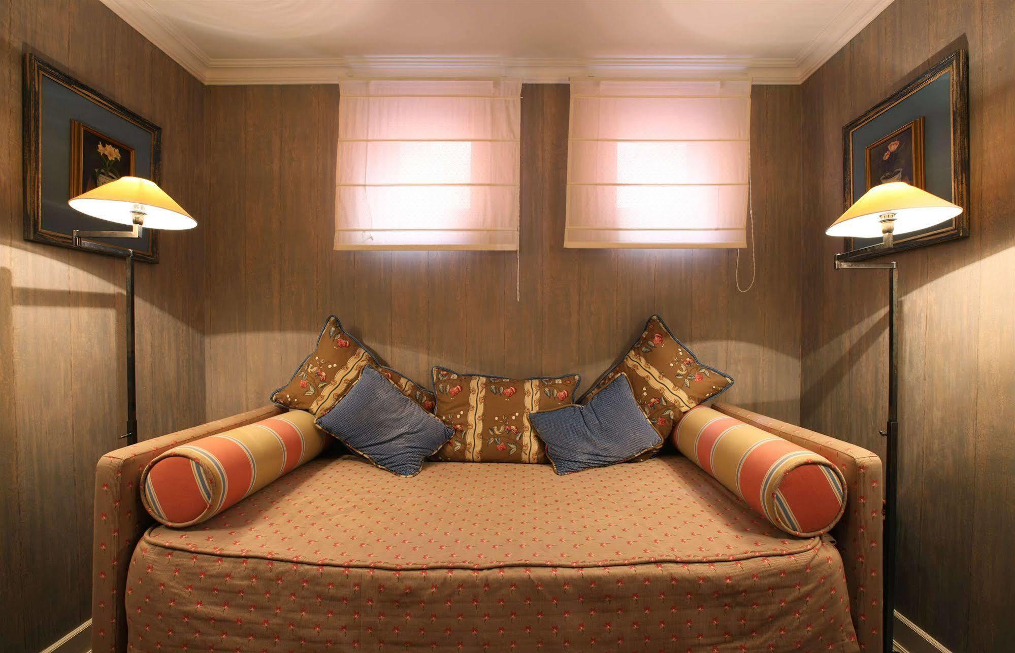 As Janelas Verdes - Heritage Collection - Riverside Hotel 4*